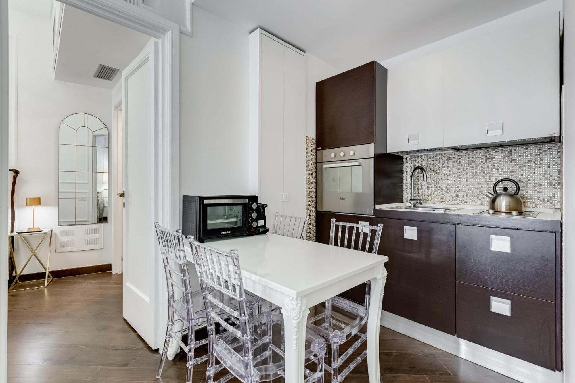 Vakantiehuis Next To Bvlgari - Romedreamhome