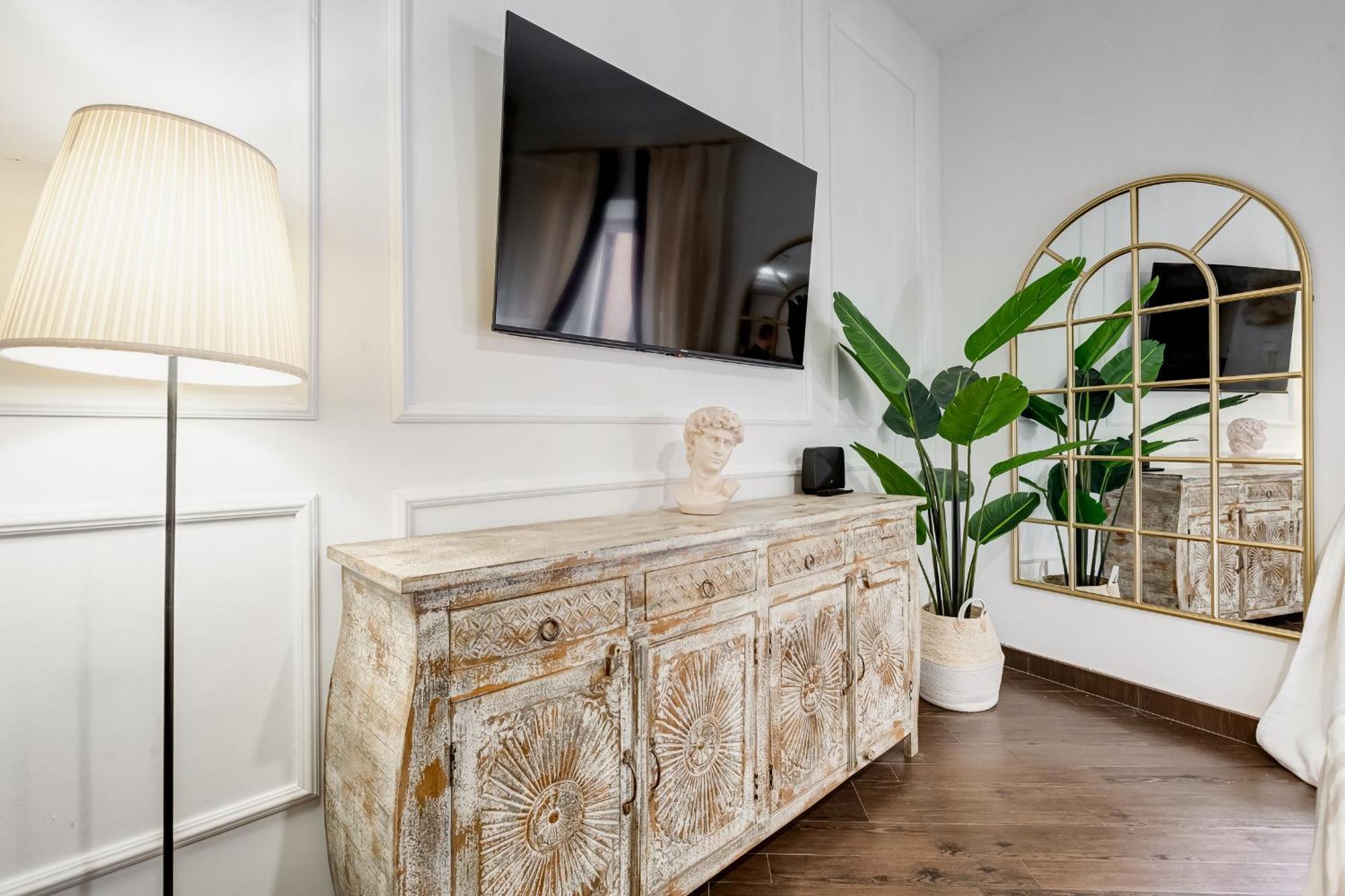 Next To Bvlgari - Romedreamhome Vakantiehuis Rome